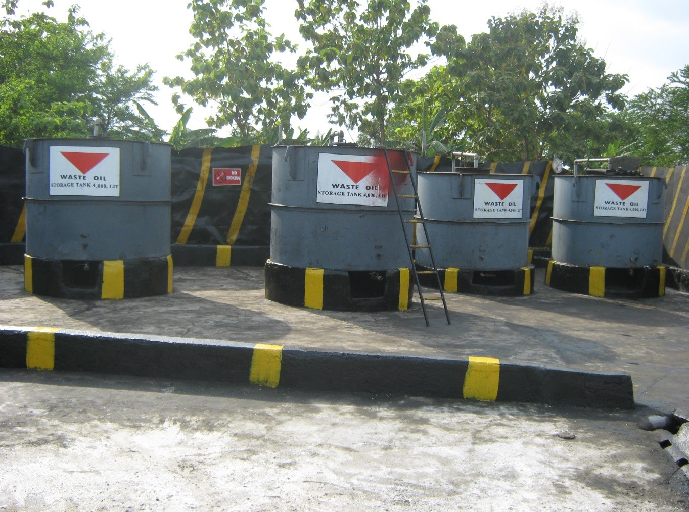 Waste Oil Storage Container